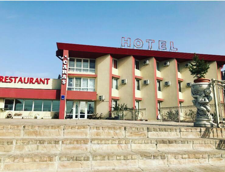 Hotel Caras Oravita Exteriér fotografie